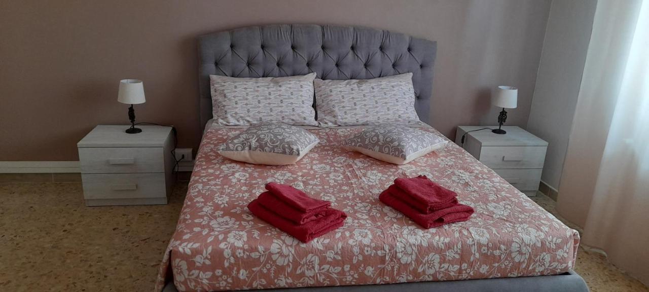 La Dimora Dei Musicisti Bed & Breakfast Castelfidardo Bagian luar foto
